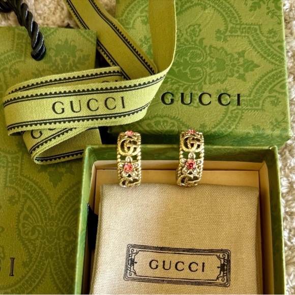 New Gucci Logo GG Hoop earrings - Picture 3 of 7